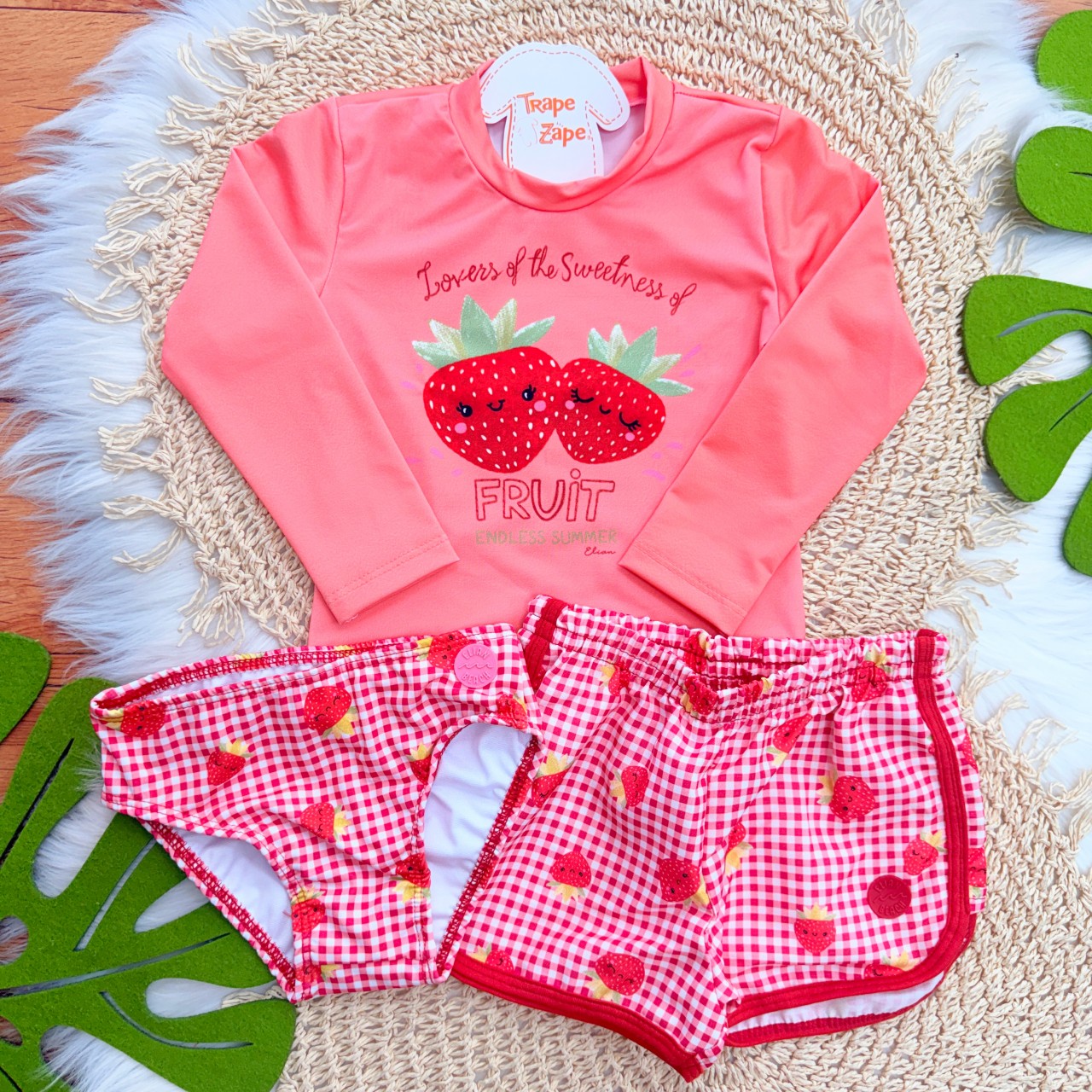Linha Praia 3 Peças - Blusa Manga Longa Fruit, Short e Calcinha com Proteção UV50+ - Vermelho